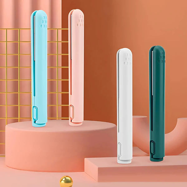 Curling Iron | Mini Styling Tool for Shiny Hair